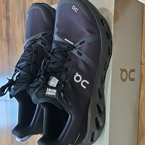 On Cloud Running Black Cloudsurfer Trail WP Shoes Men's 11.5 M New In Box